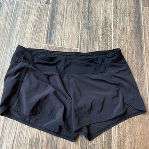 Lululemon Speed Up shorts size 12